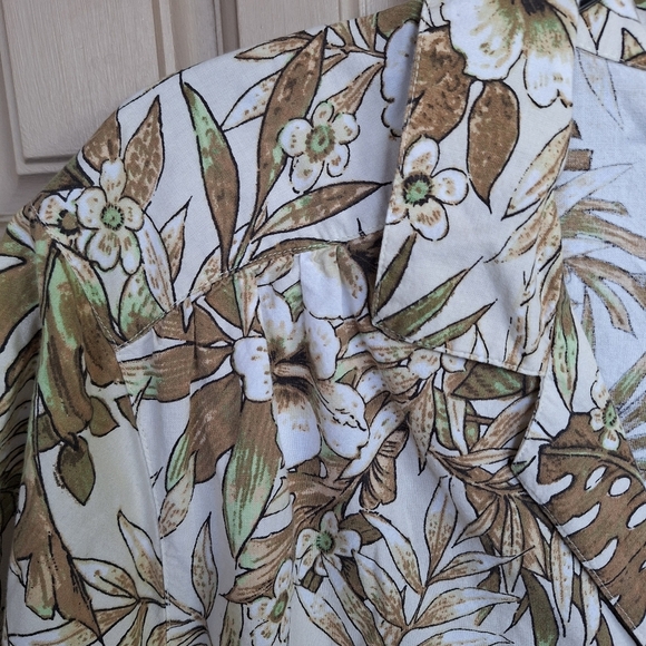 Cathy Essentials Woman Hawaiian Shirt Plus Sz1X Cotton Neutral Colors Comfy Cozy - Picture 10 of 10